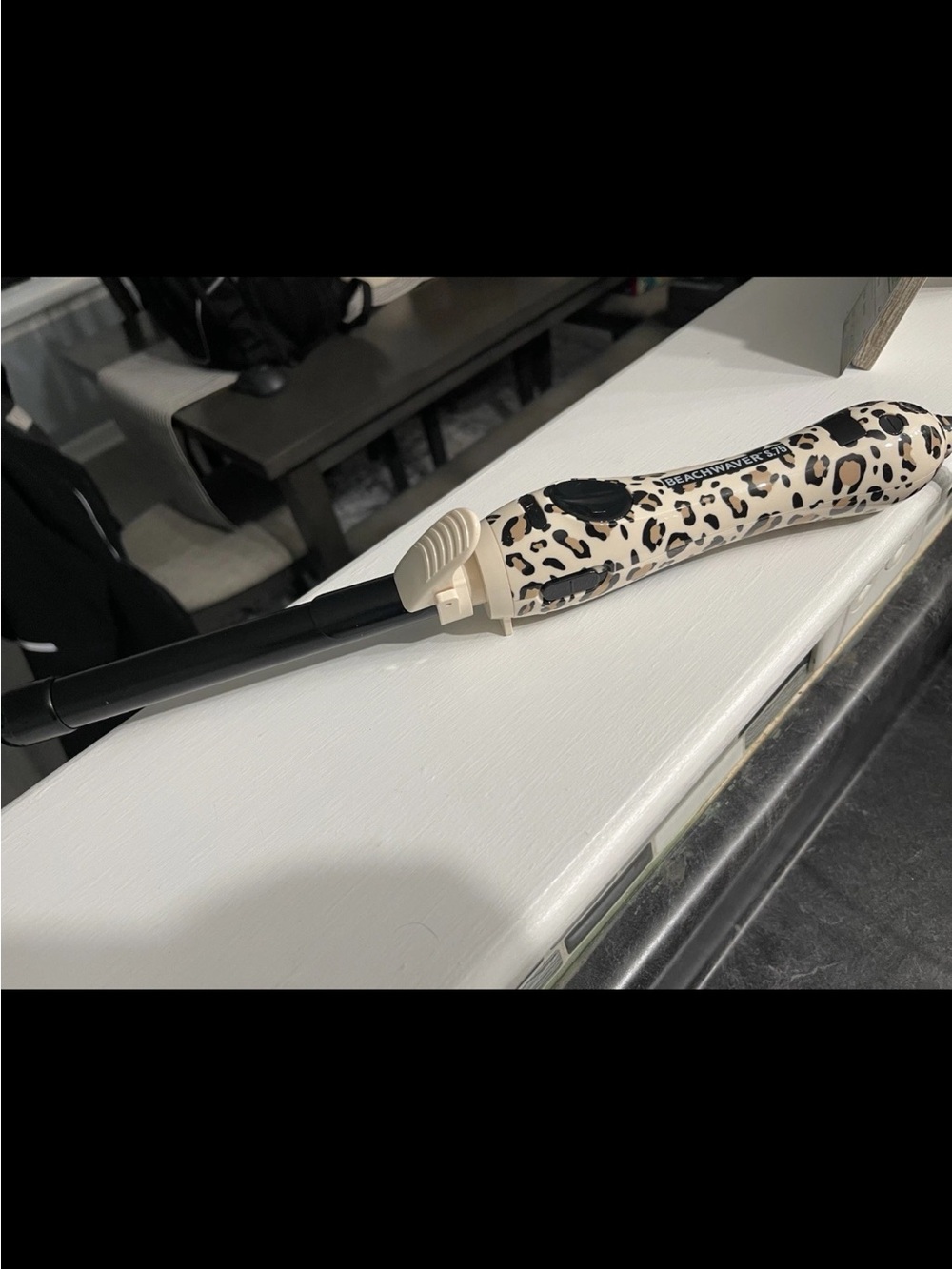 Leopard Print Curling Iron - Beige & Black Handle
